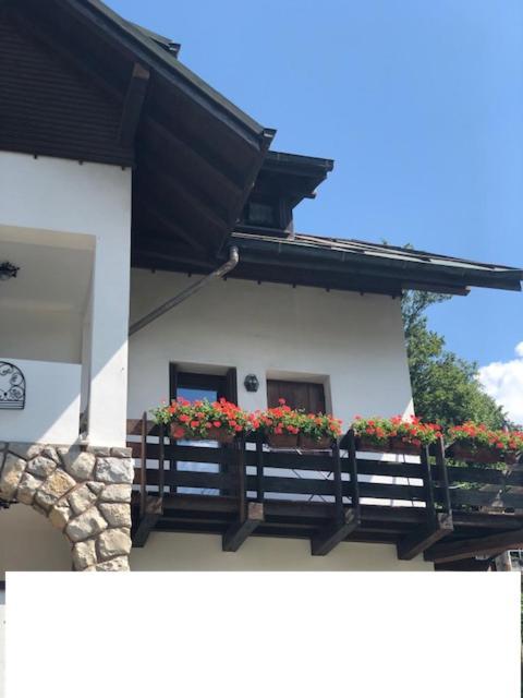דירות פייבה די קדורה La Casa Di Monte Ricco מראה חיצוני תמונה